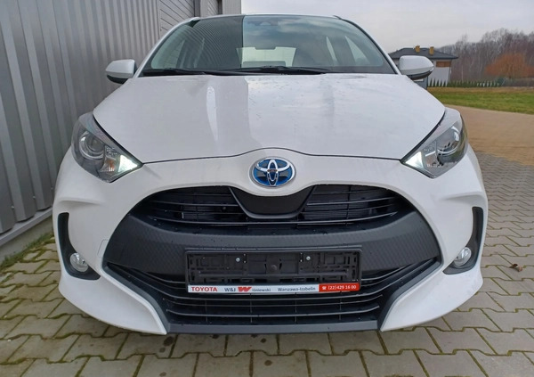 Toyota Yaris cena 94900 przebieg: 6, rok produkcji 2024 z Tczew małe 92